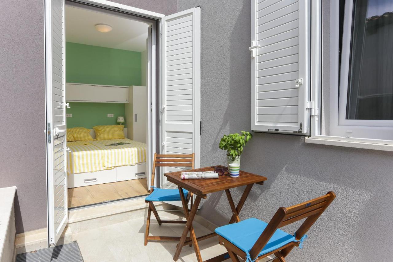 Apartments Villa Karmen Dubrovnik Exterior photo